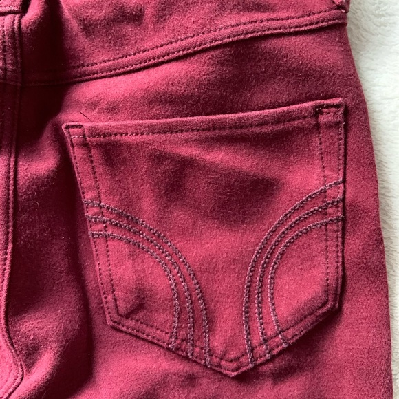 🔆Moving Sale 20% Off 🔆High Waisted Maroon Jeans - Picture 5 of 5